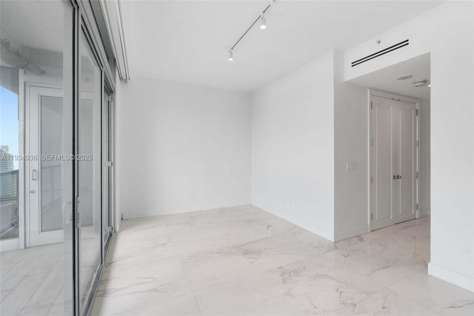 1425 Brickell Ave # 47B