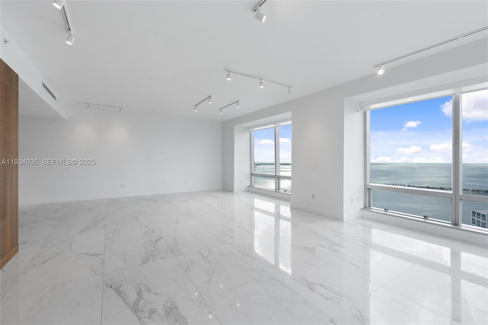 1425 Brickell Ave # 47B