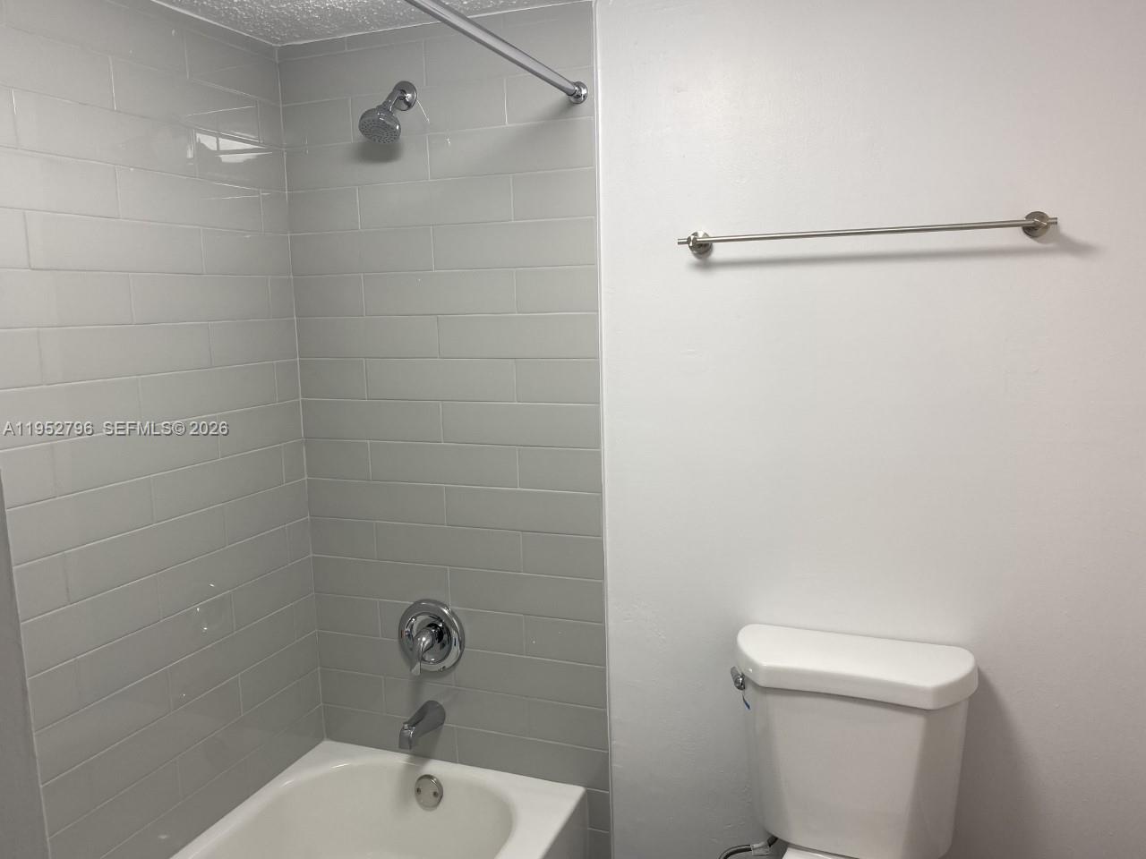 5112 NW 79th Ave # 206