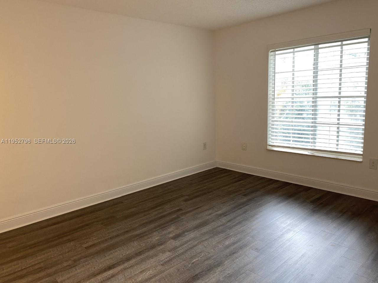 5112 NW 79th Ave # 206