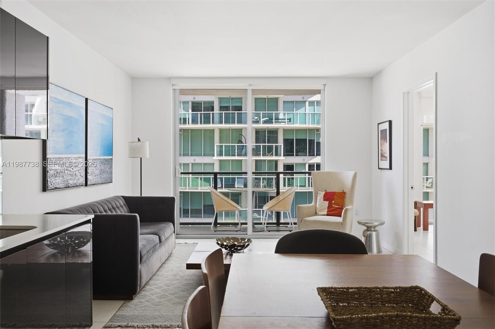 31 SE 6th St # 2504