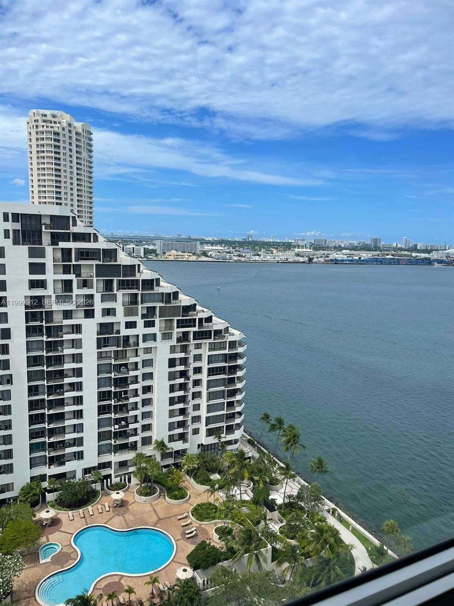770 Claughton Island Dr # 19 Unit: PH-19