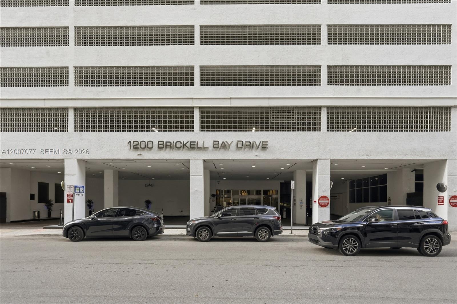 1200 Brickell Bay Dr # 2603