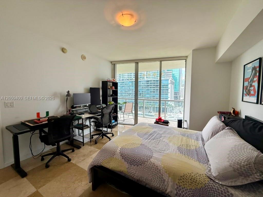 475 Brickell Ave # 1012