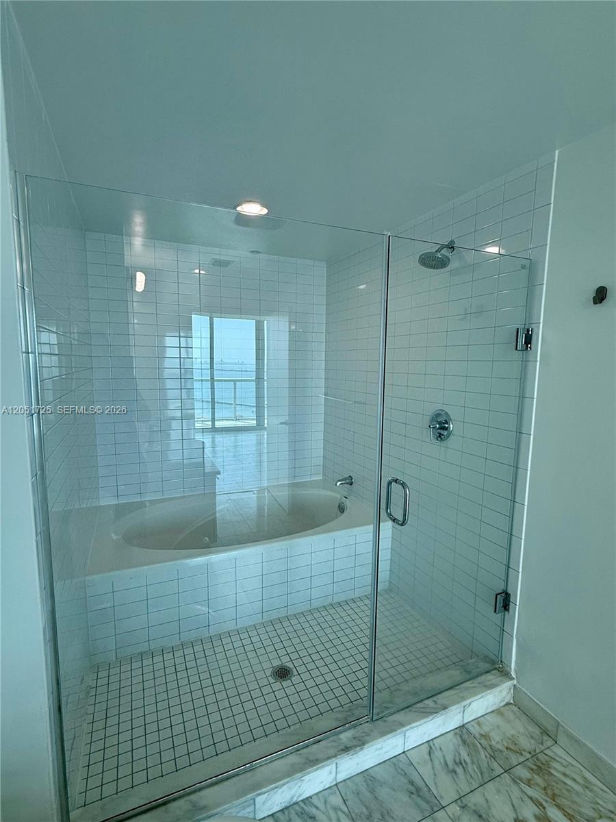 888 Biscayne Blvd # 3611