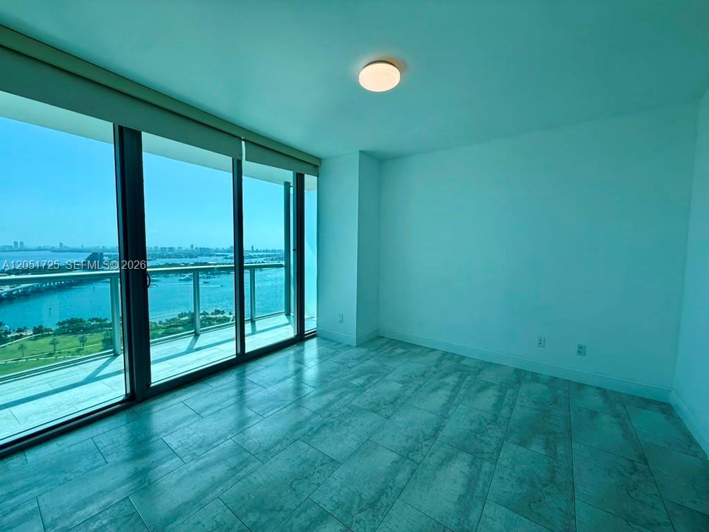 888 Biscayne Blvd # 3611