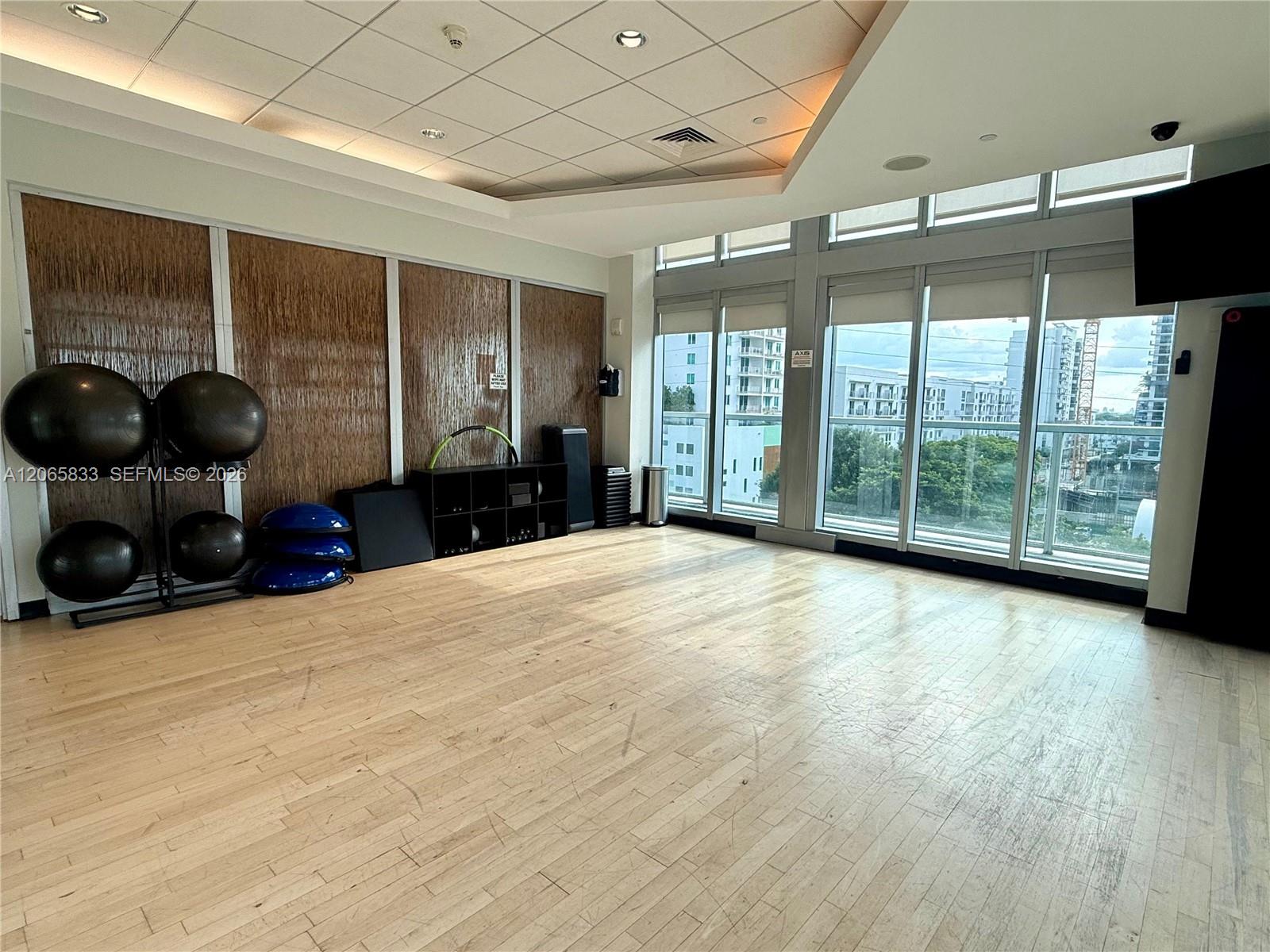 79 SW 12th St Unit: 1207-S