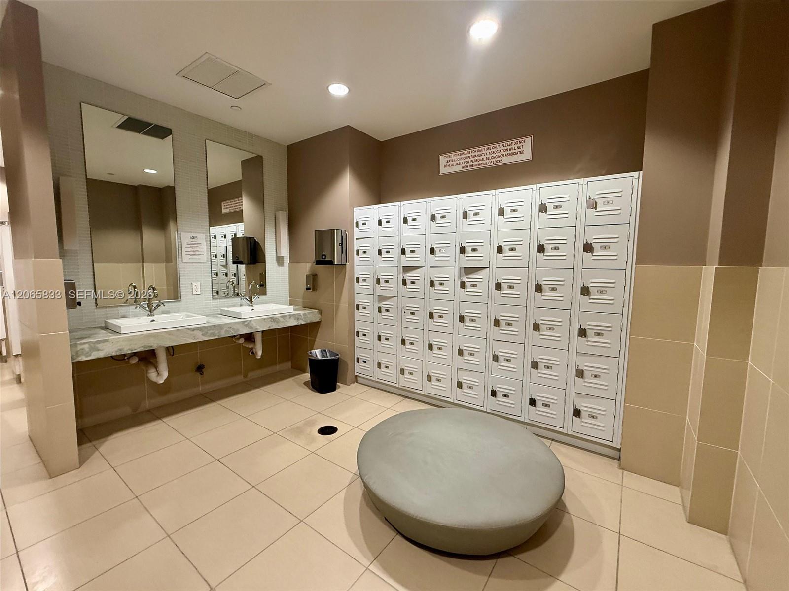 79 SW 12th St Unit: 1207-S