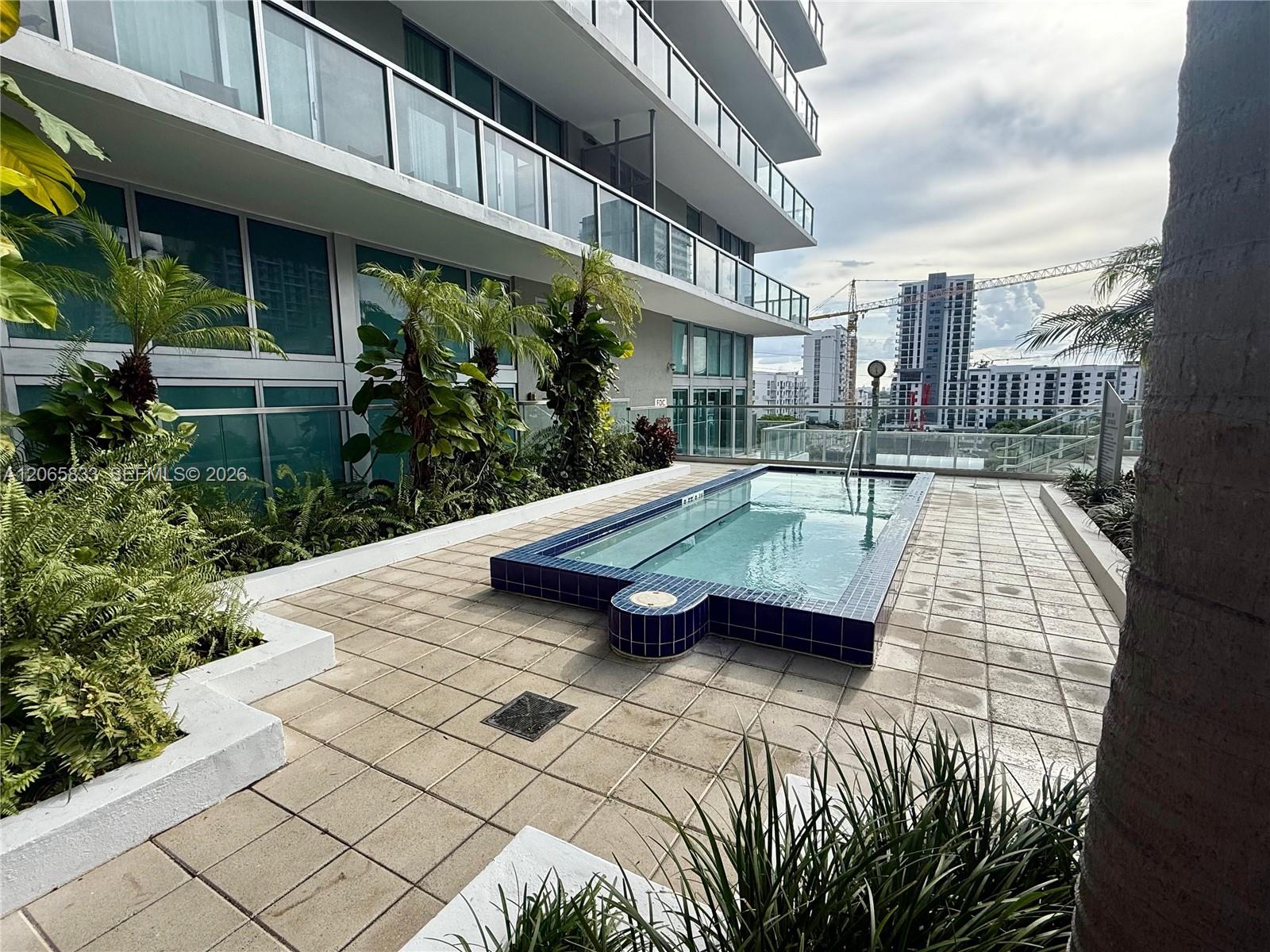 79 SW 12th St Unit: 1207-S