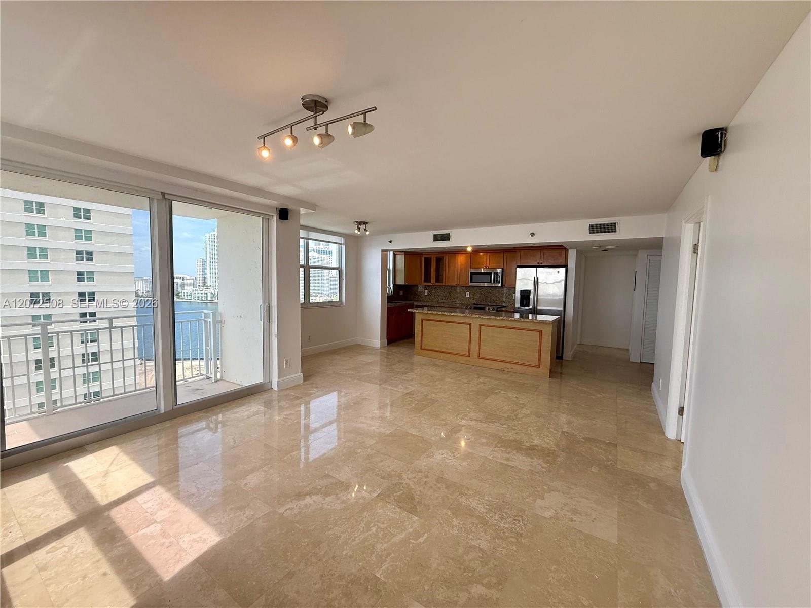 770 Claughton Island Dr # 2016