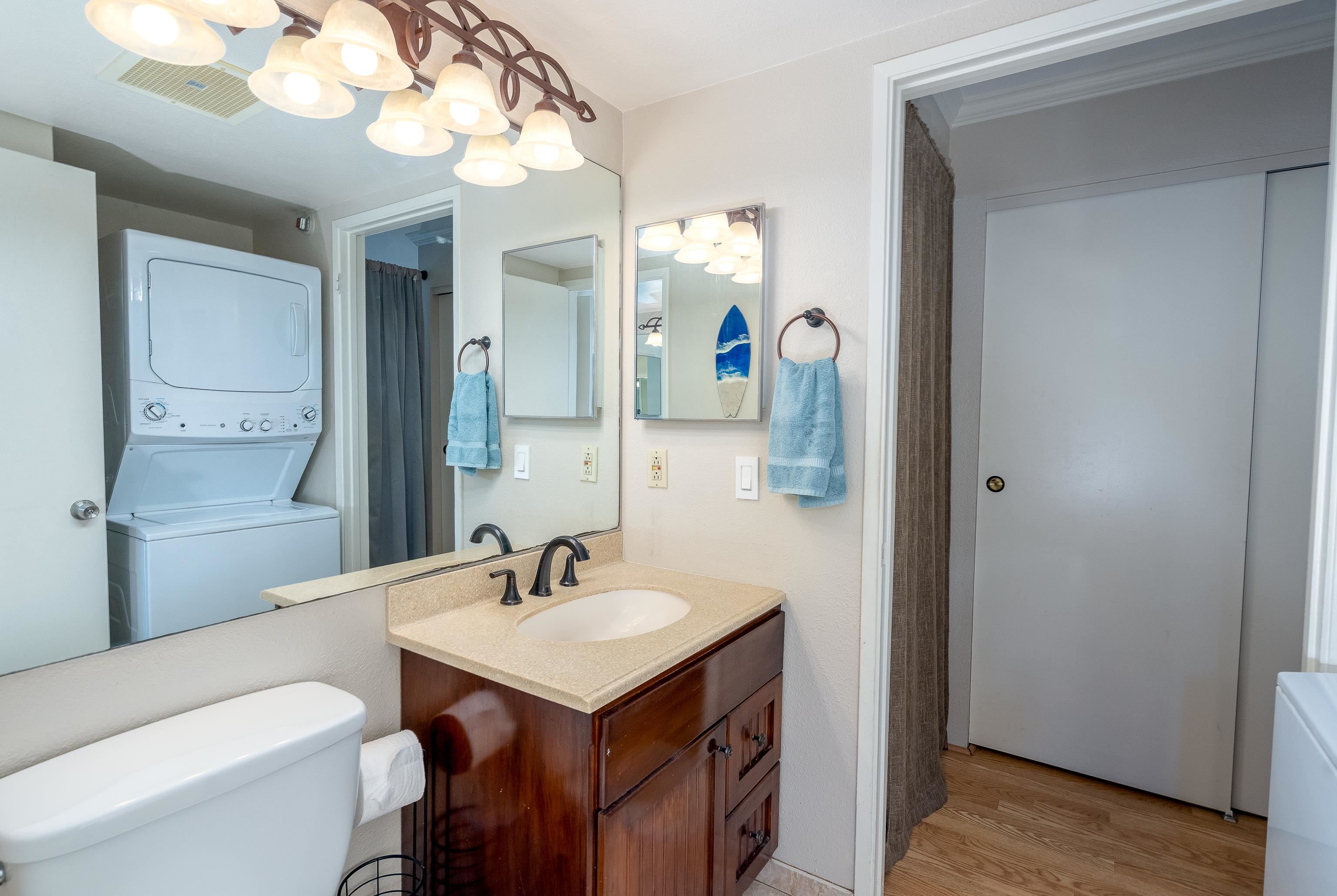 140 UWAPO Rd Unit: 26-103