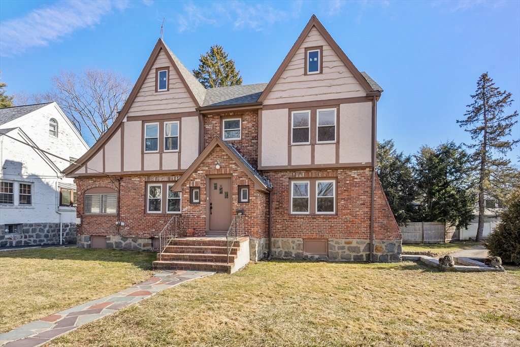 162 Grove St