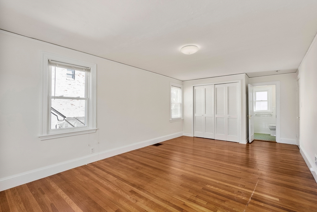 162 Grove St