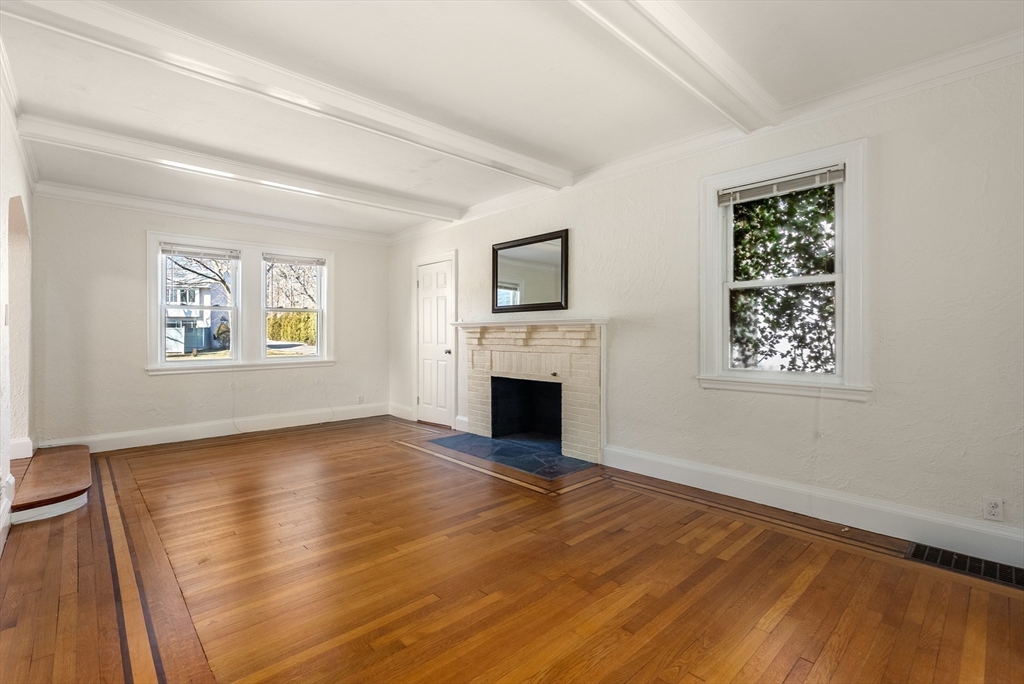 162 Grove St