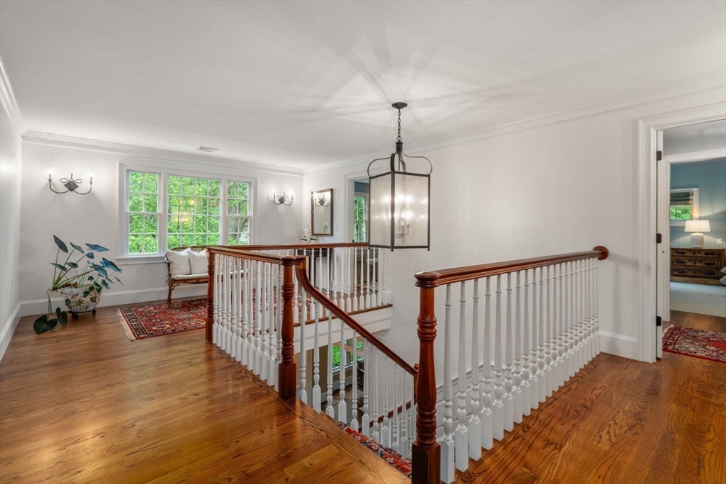 200 Edgewater Dr