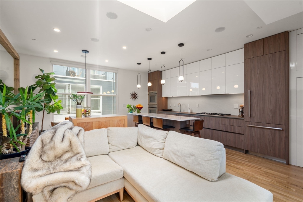 557 E Second # 3