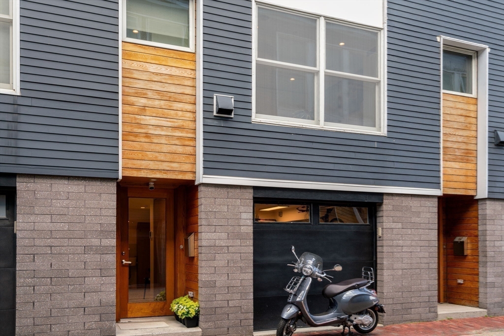 557 E Second # 3