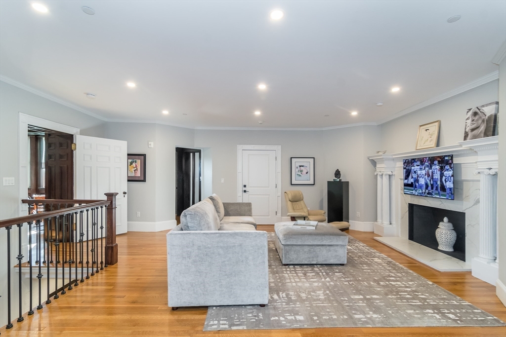 383 Westfield Street # 101