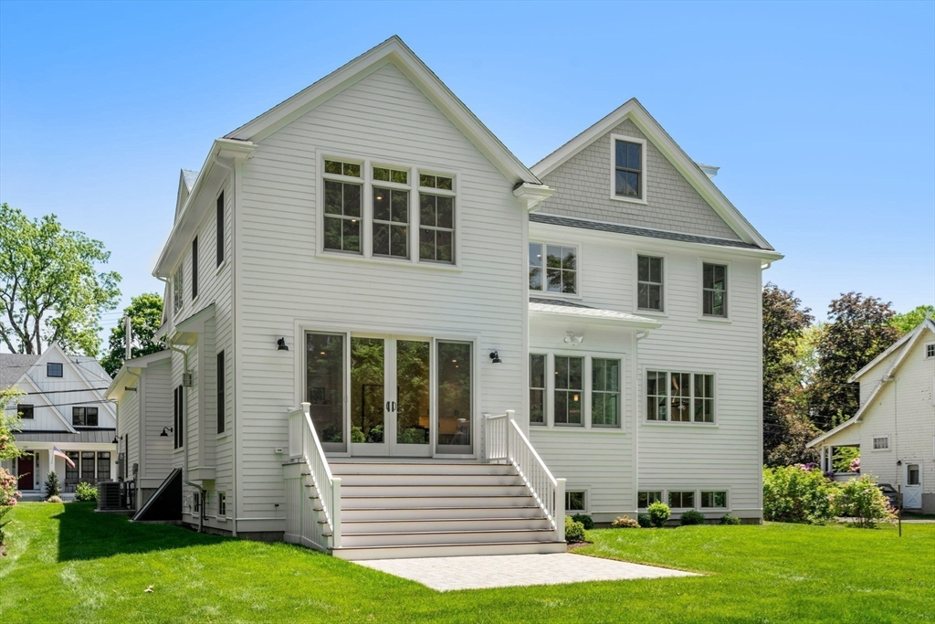 233 Warren Street