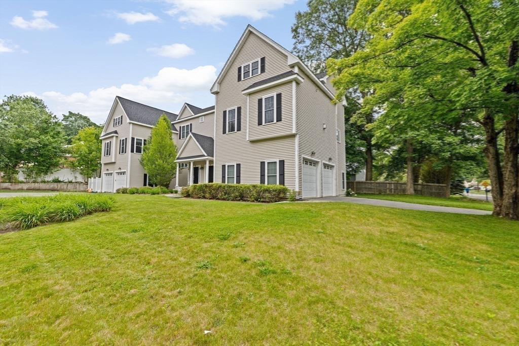 12 Garden Rd # 12