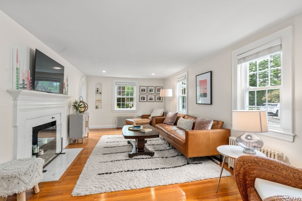 136 Ellis Ave