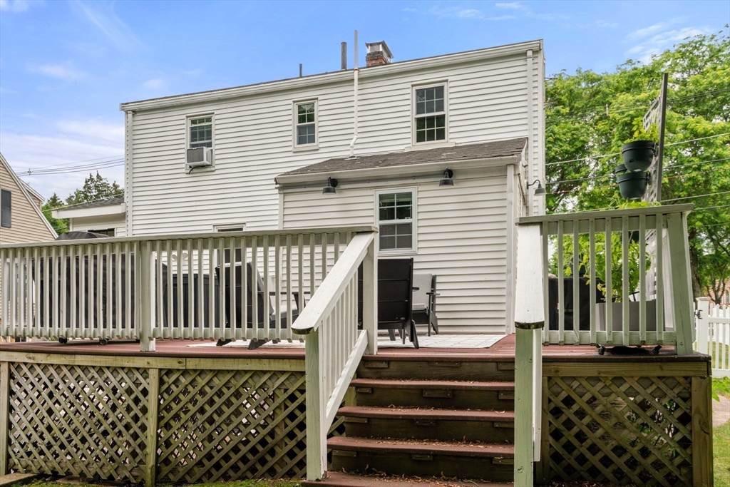 136 Ellis Ave