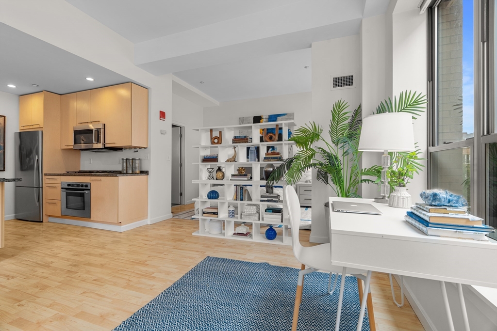40 Fay St # 302