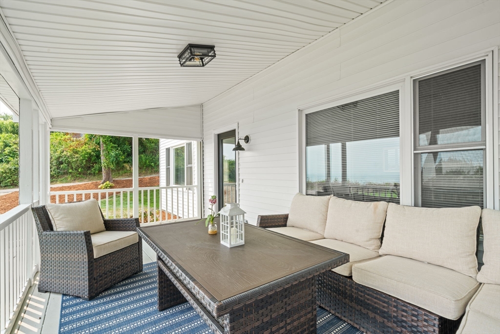 91 Manomet Ave