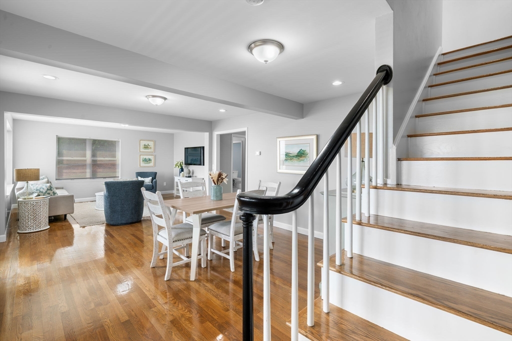 91 Manomet Ave