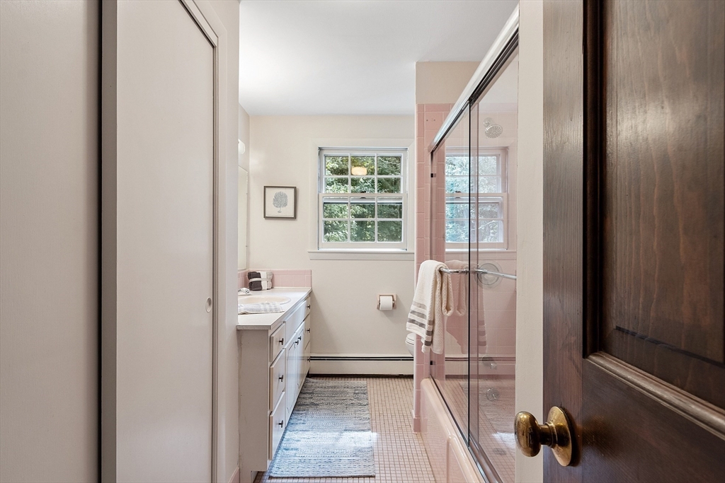 4 Mansfield Drive, Chelmsford