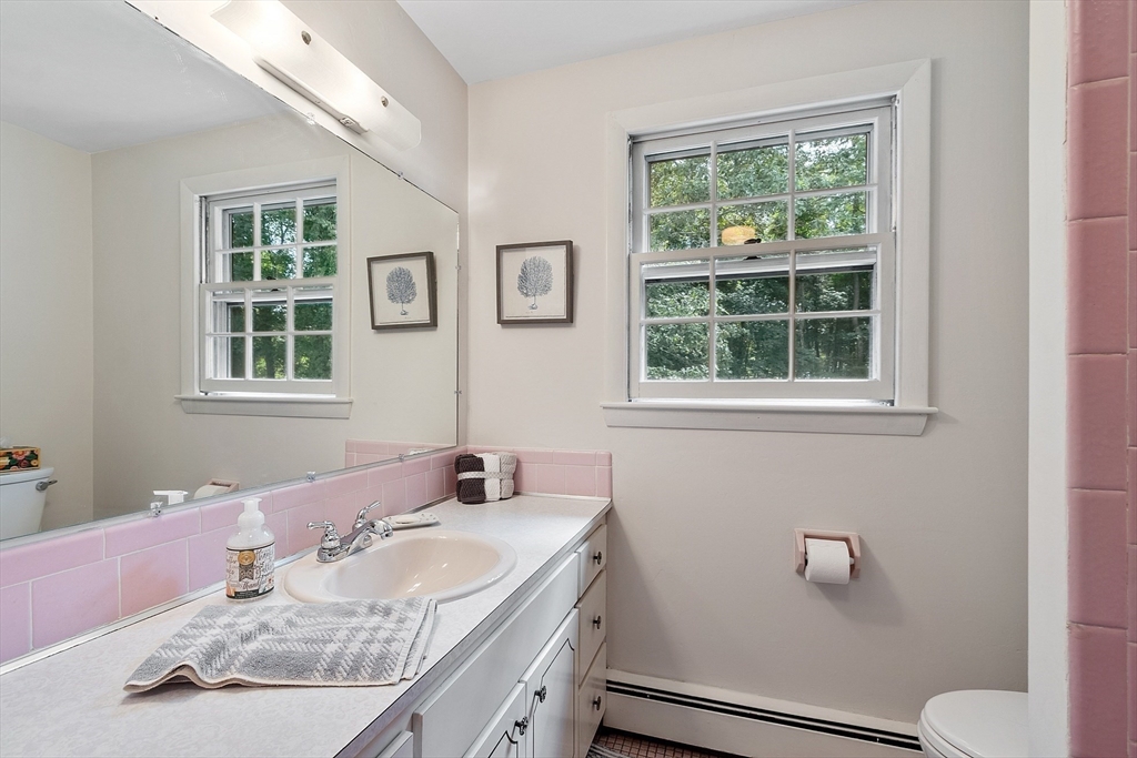 4 Mansfield Drive, Chelmsford