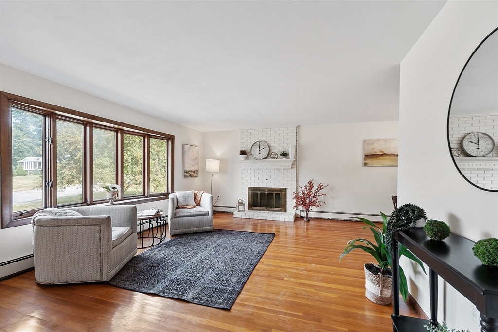 4 Mansfield Drive, Chelmsford