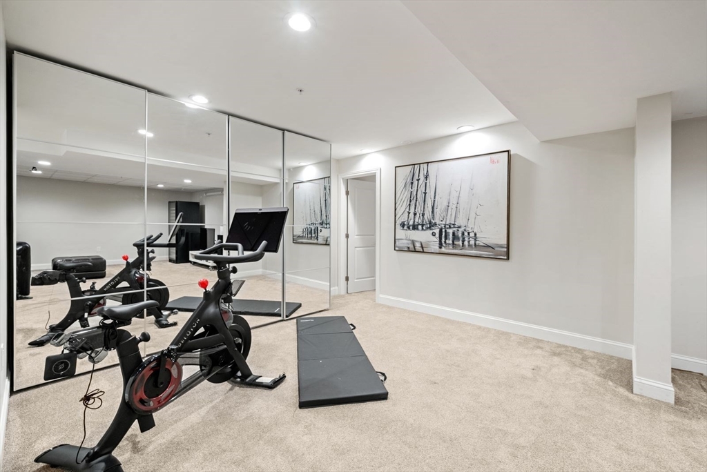 21 Lillian Way # 21
