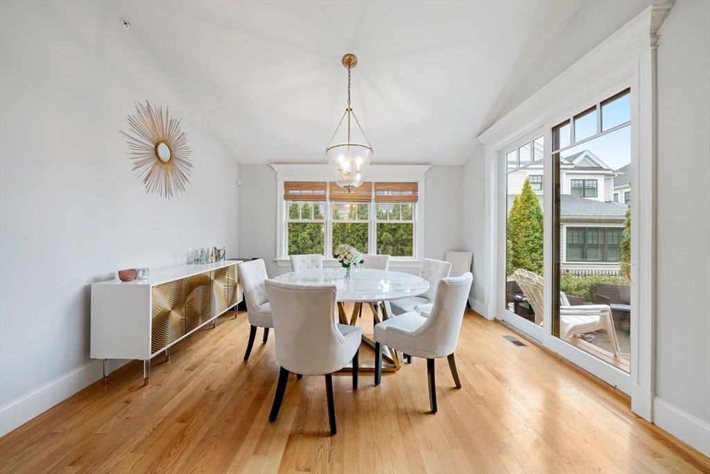21 Lillian Way # 21