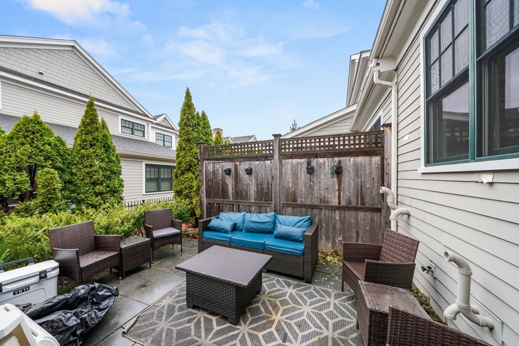 21 Lillian Way # 21