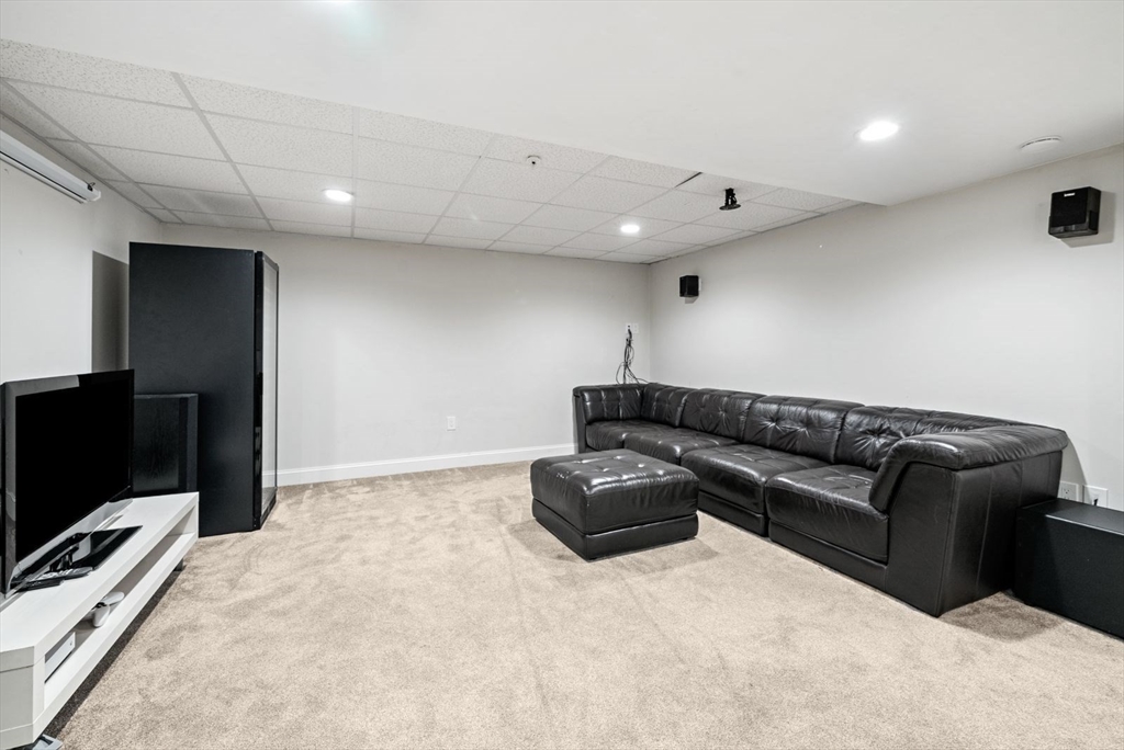 21 Lillian Way # 21