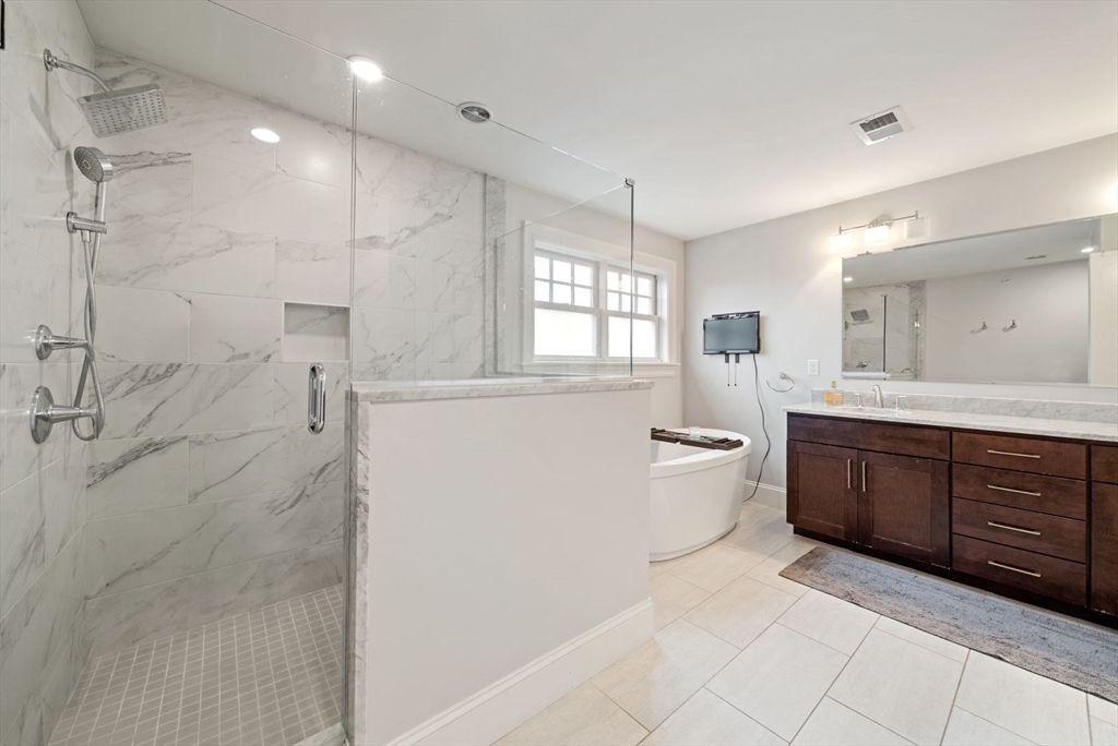 21 Lillian Way # 21