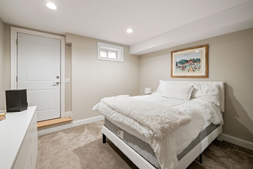 21 Lillian Way # 21