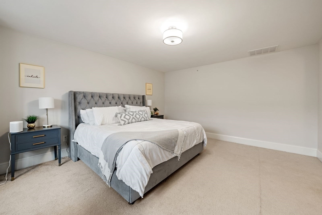 21 Lillian Way # 21