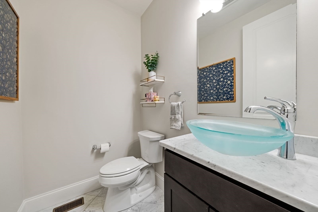 21 Lillian Way # 21