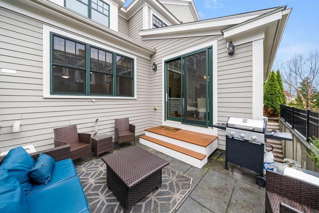 21 Lillian Way # 21