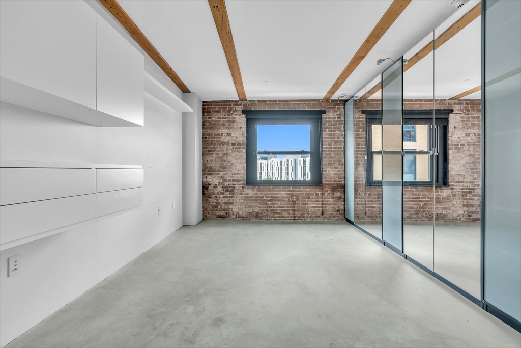 90 Wareham St # 505