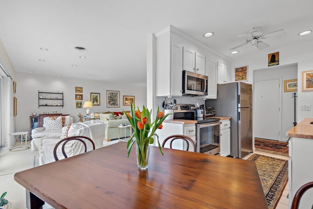 1210 Greendale Ave # 340