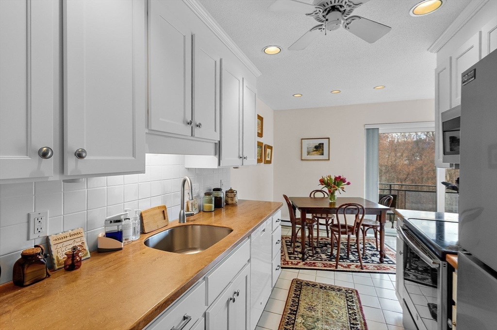1210 Greendale Ave # 340