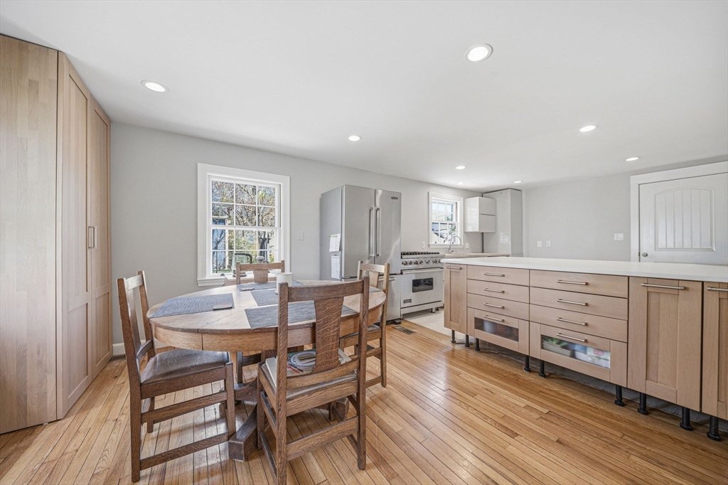 28 Lilly Ln
