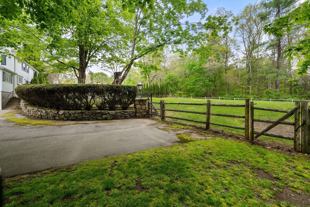 12 Greystone Road