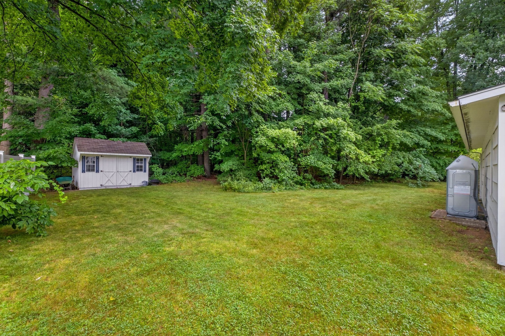 6 Fernbrook Rd
