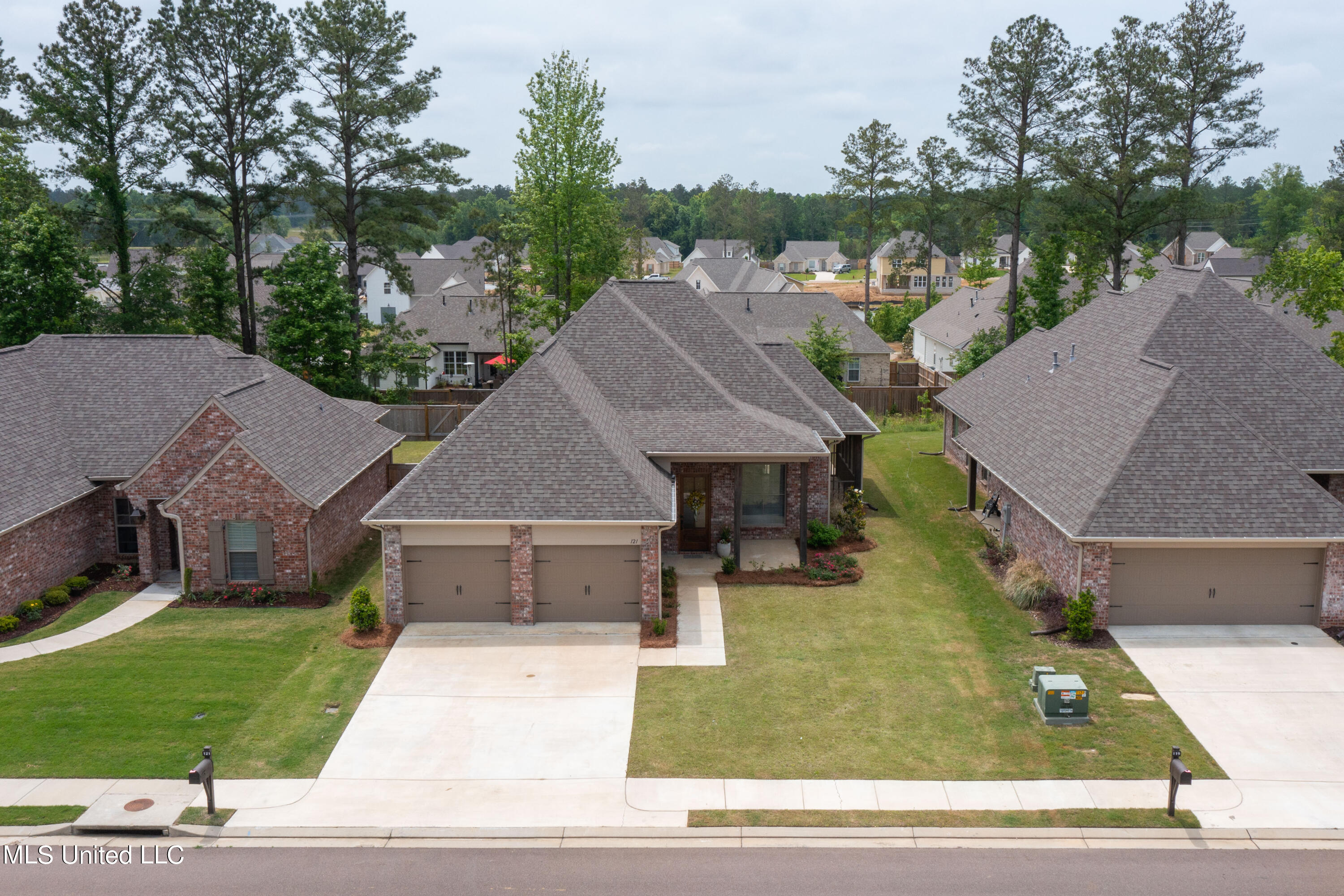 121 St Croix Lane