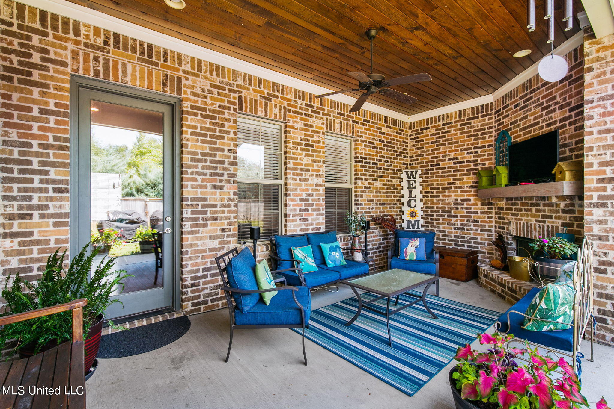 210 First Colony Boulevard