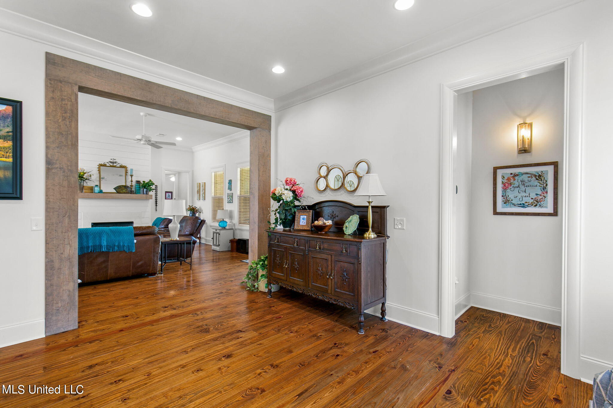 210 First Colony Boulevard